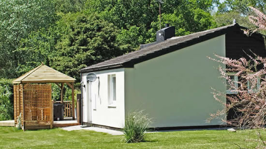 Self Catering Cottage with Hot Tub